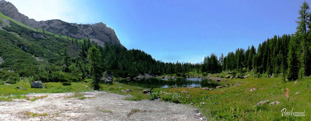Dvojno jezero pri Koči pri Triglavskih jezerih