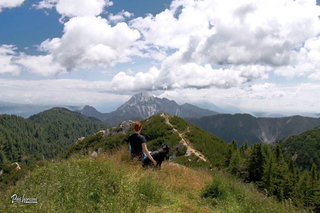 Razgled z vrha Trupejevega poldneva