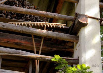 Jamnik, kozolec, grablje