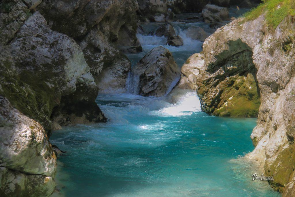 Tolminska korita, turkizne brzice