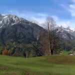 Panorama Julijskih Alp in Kranjske Gore s Srednjega Vrha