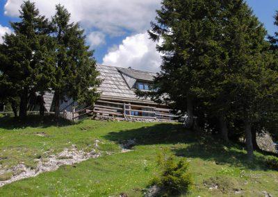 Jarški dom, Mala planina