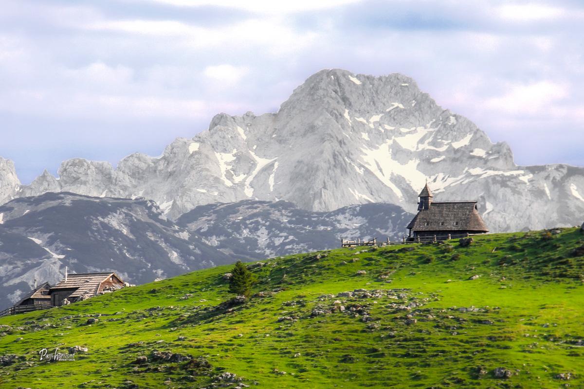Kapelica Marije Snežne na Veliki planini