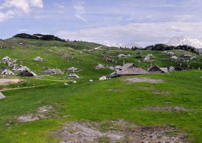 Panorama, vas, zaselek s pastirskimi kočami, Velika planina