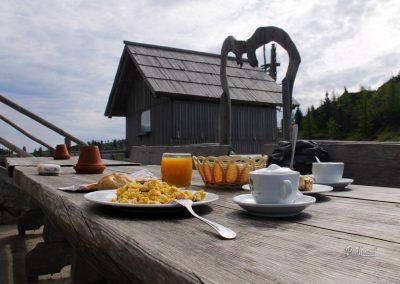 Zajterk v gostišču Zeleni rob, Velika planina