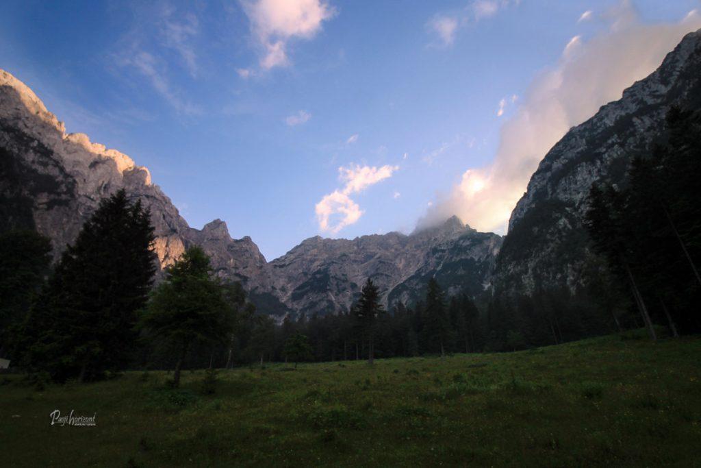 Panorama Robanove planine in okoliških gora