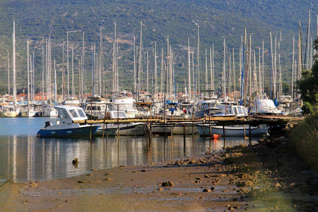 Marina Cres, barke