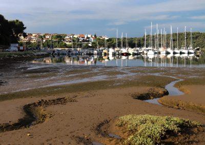 Banjole, zaliv Kanalič s privezi, pogled iz Solin