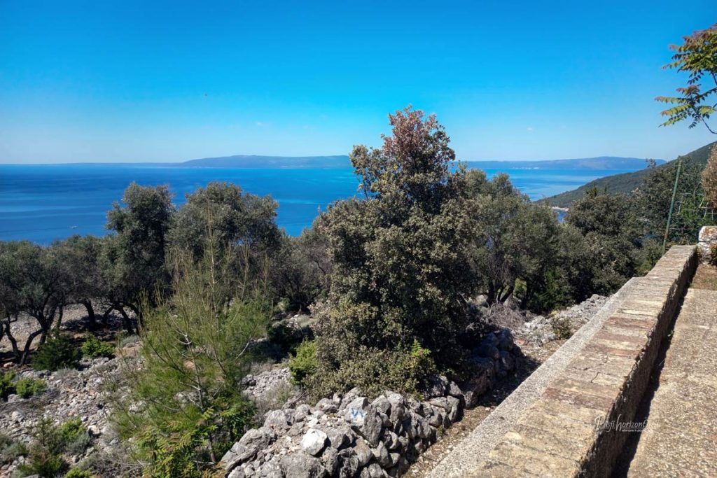 Razgled na morje pri cerkvi sv. Salvadru, Cres