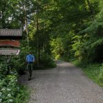 Začetek pohodniške poti iz Trnovca proti Govejku